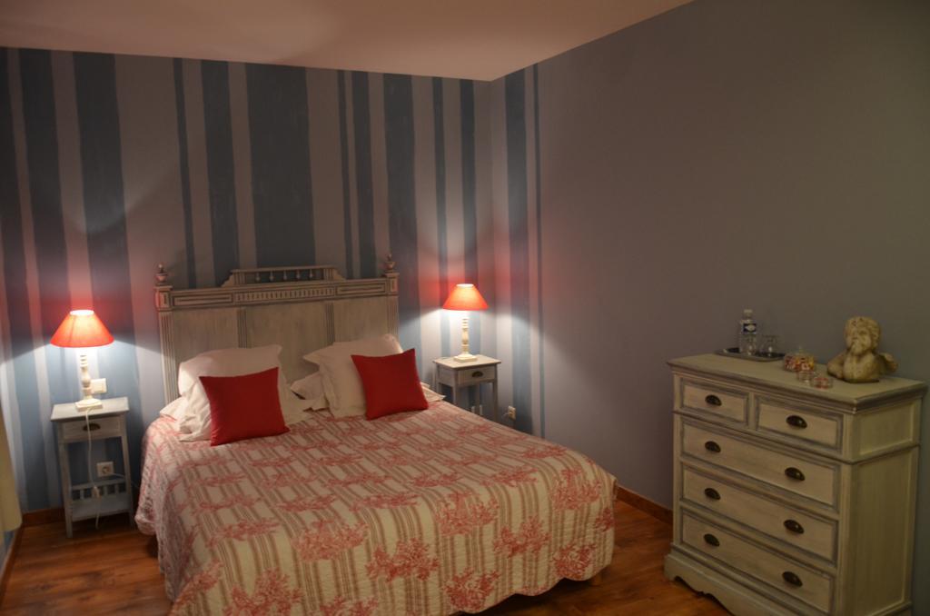 La Closerie Bed and Breakfast Nercillac Habitación foto