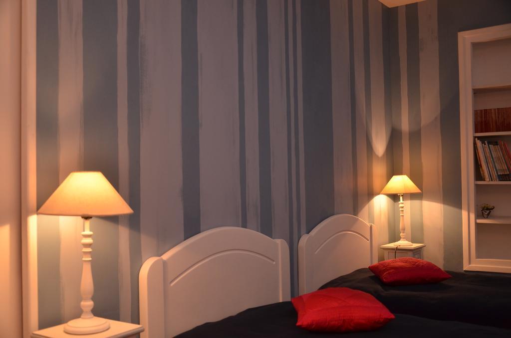 La Closerie Bed and Breakfast Nercillac Habitación foto