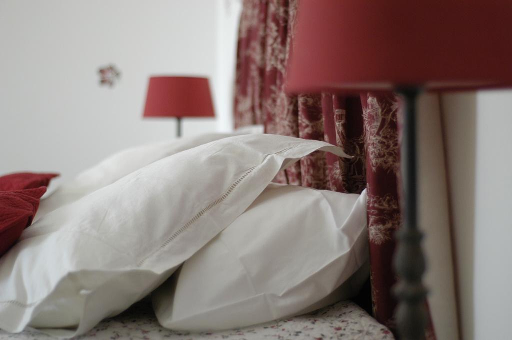 La Closerie Bed and Breakfast Nercillac Habitación foto