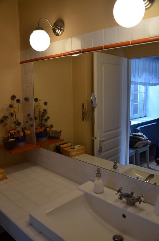 La Closerie Bed and Breakfast Nercillac Habitación foto